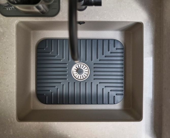 Mata do zlewu L SinkShield Joseph Joseph - PREMIUM HOME