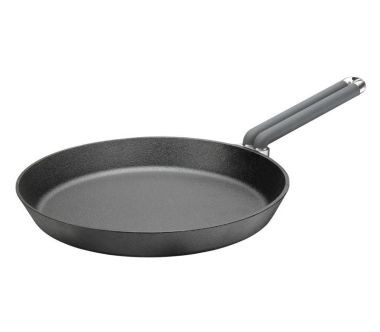 Żeliwna patelnia do smażenia z obrotową, silikonową rączką Soft Selction Skeppshult
